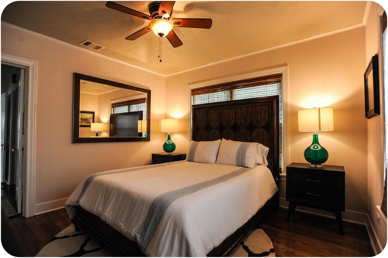 The Coyle Cabin - Close To Downtown, Stadiums, U Of H, Med Center Houston Buitenkant foto