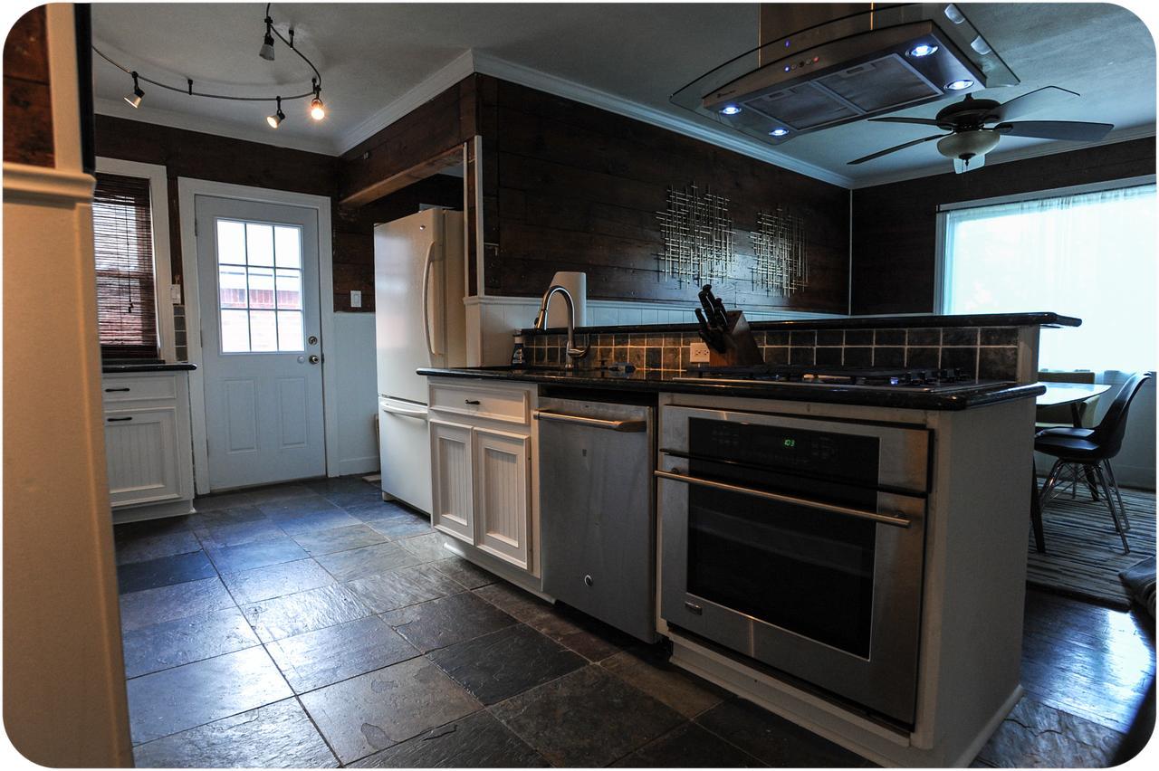 The Coyle Cabin - Close To Downtown, Stadiums, U Of H, Med Center Houston Buitenkant foto